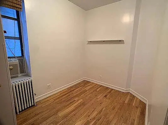 Rented by J PRESTON AND ASSOCIATES INC | media 9