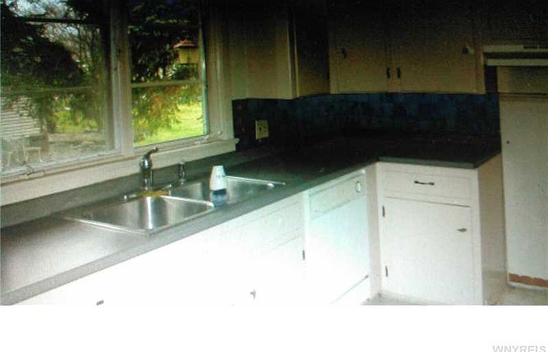 2nd image of 8241 Hirschwood Dr