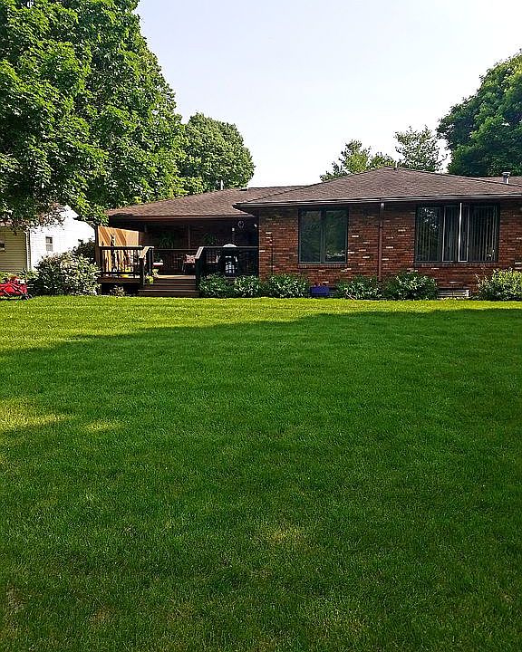 1st image of 660 3rd Pl SE