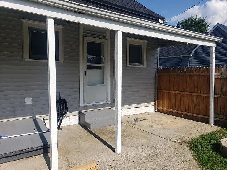 817 Catherine Pl — Photo 16