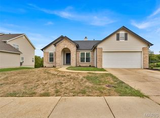 524 Dartmouth Crossing Dr, Ballwin, MO