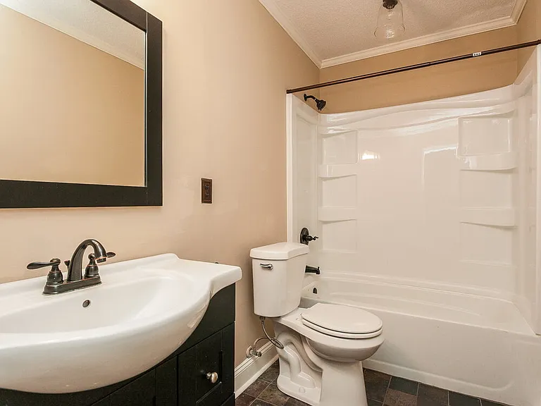 10264 Amanda Dr — Photo 12