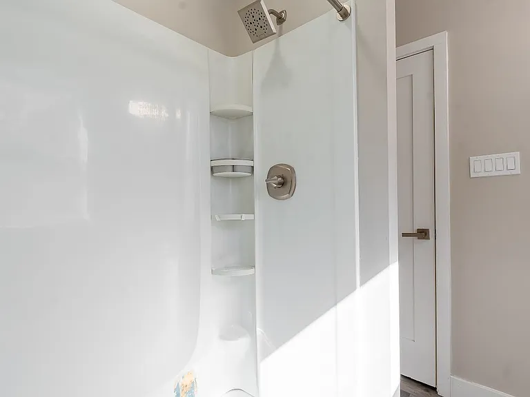 183 N Main St #7 — Photo 10