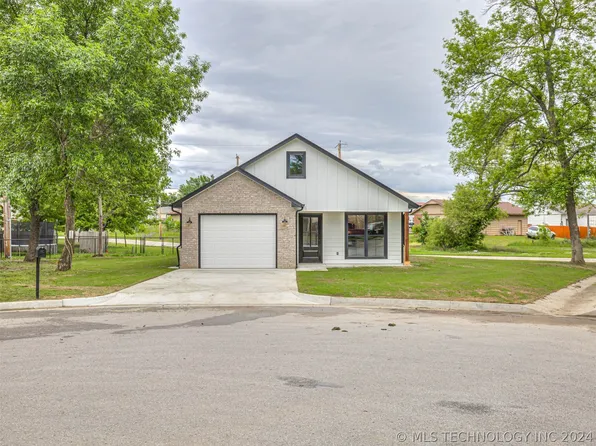 205 N Bighorse St, Skiatook, OK 74070
