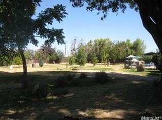 9342 Hillside Rd, Delhi, CA 95315