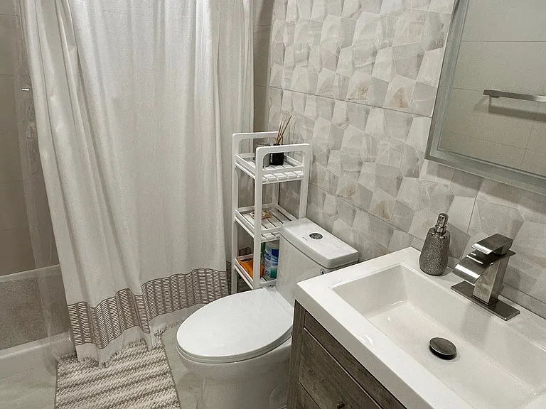 1891 Poplar Dr #1 — Photo 17