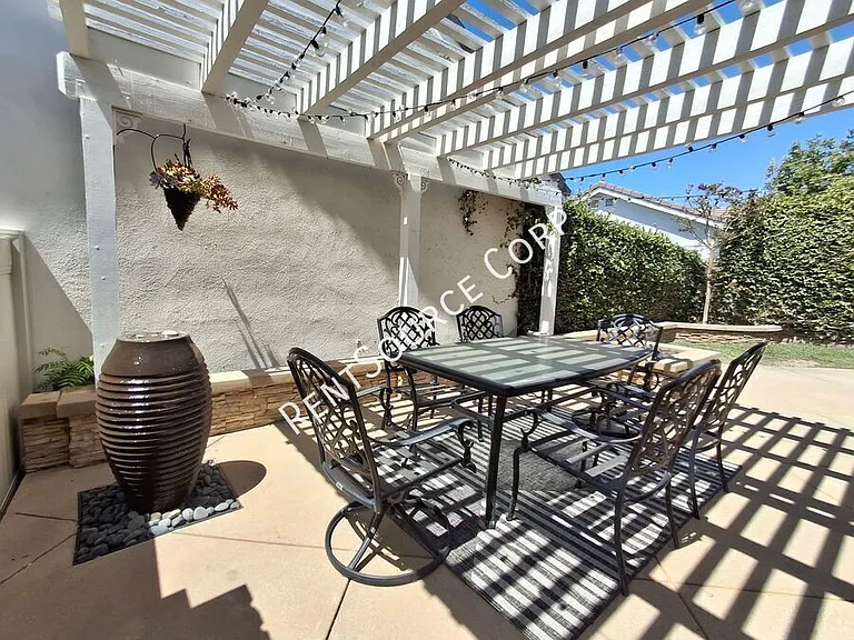 23902 Ranney House Ct — Photo 33