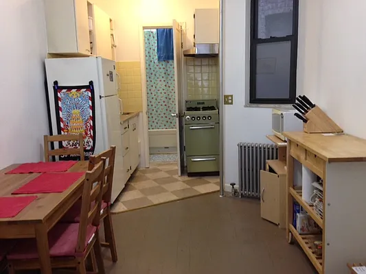 Rented by Prince Real Estate Associates LLC | media 2
