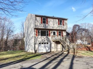 26 Mulberry St, Naugatuck, CT 06770