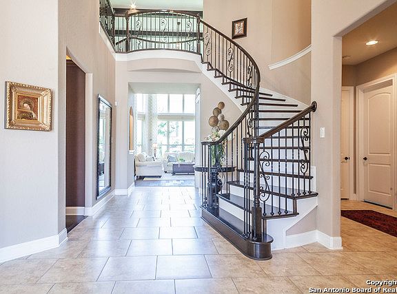 2nd image of 6331 Malaga Way