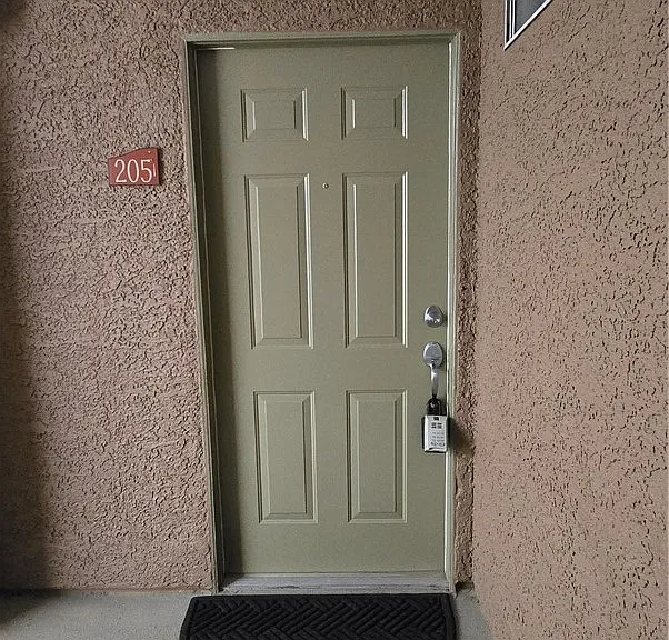 2121 Sealion Dr #205 — Photo 2