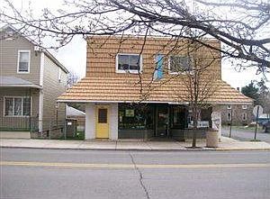 2nd image of 403 Sunshine Ave