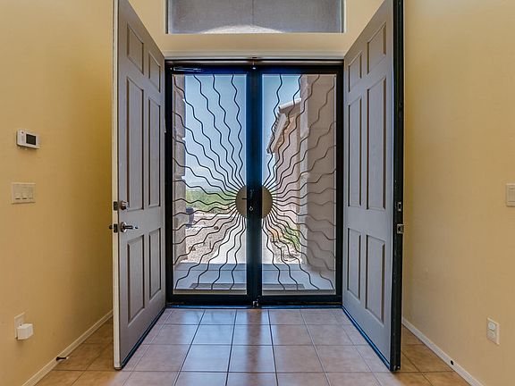5th image of 17949 S Golden Valley Dr