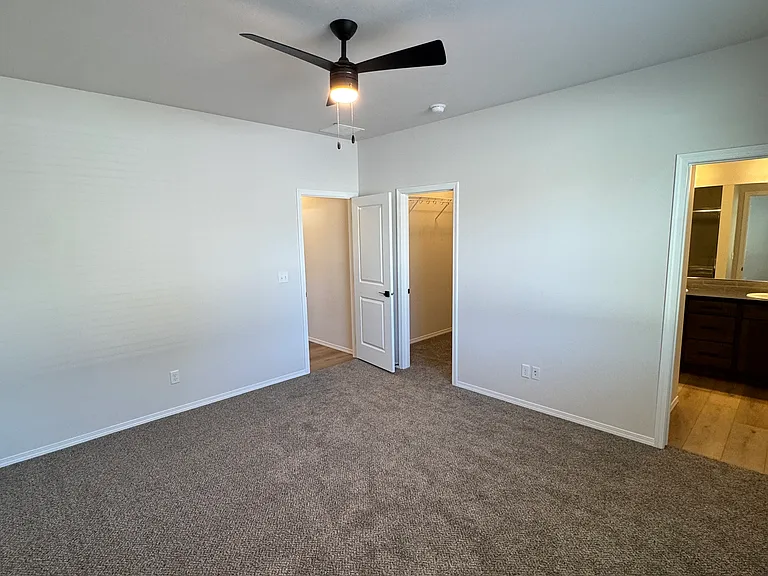8401 E Rich Ave — Photo 7