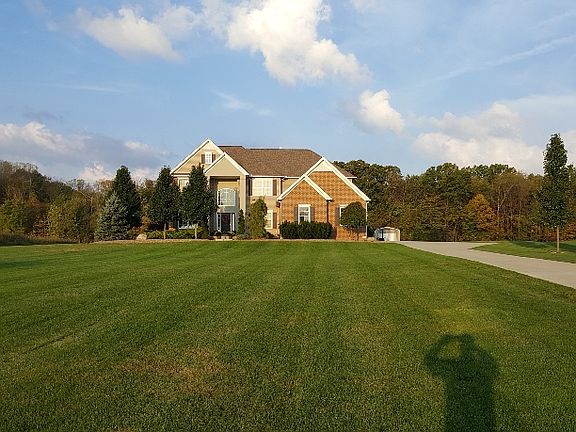 2nd image of 9760 Abbington Dr