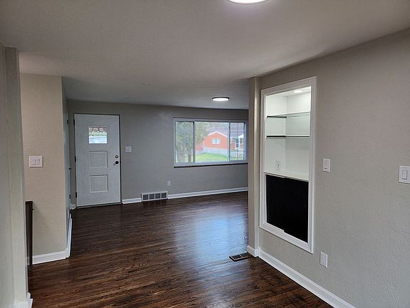 4th image of 5464 Florida Ave