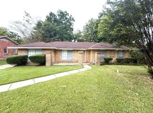 2108 E Aberdeen Dr, Montgomery, AL 36116