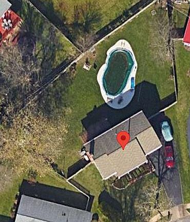 4th image of 4212 Maintree Ct