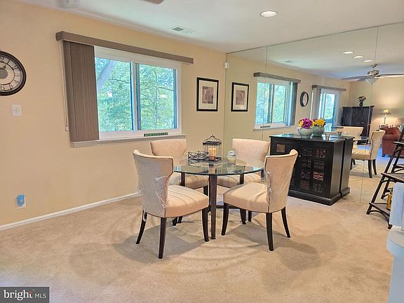 4th image of 115 E Kings Hwy Unit 406