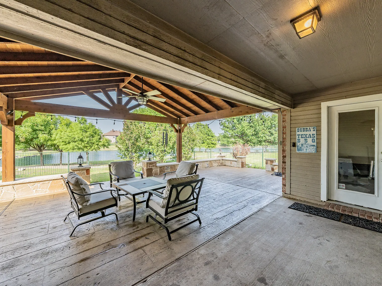 4 bed, 2609 sqft, $2,650 — Photo 4