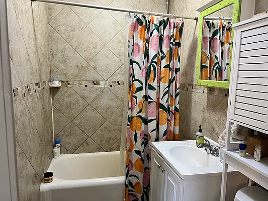 Rented by Francis Castoria LREB | media 17