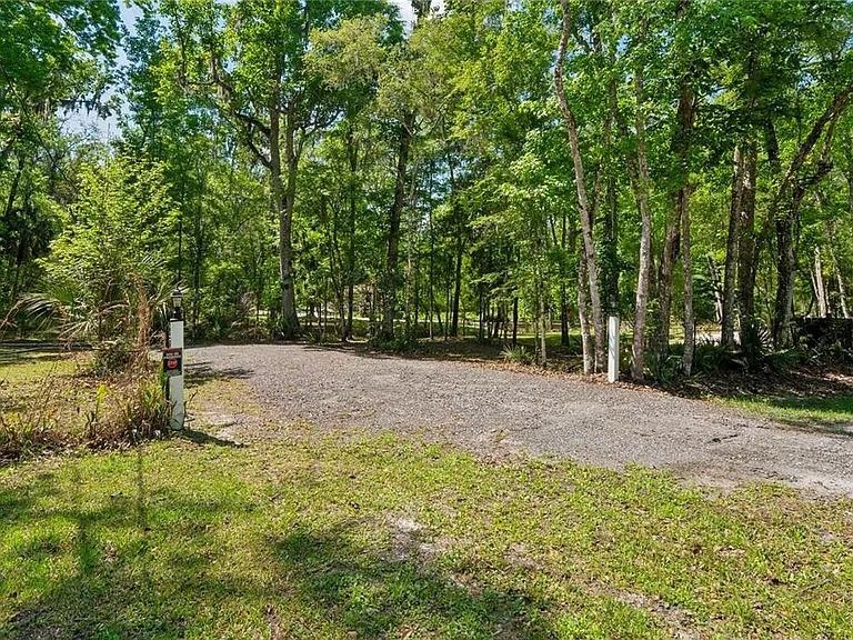 20424 Marguerite Rd — Photo 78