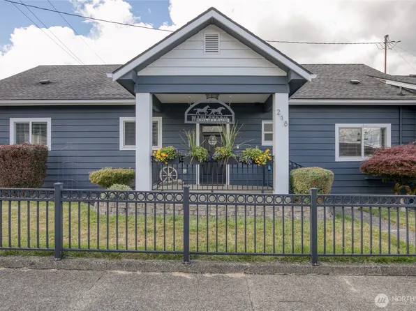 218 B Street, Cosmopolis, WA 98537