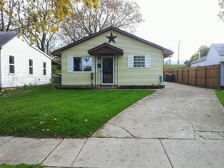 1st image of 2732 Holman St