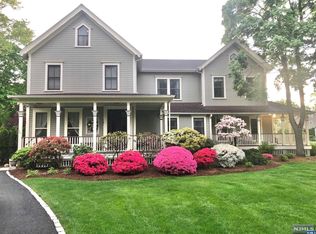 154 N Pleasant Ave, Ridgewood, NJ 07450