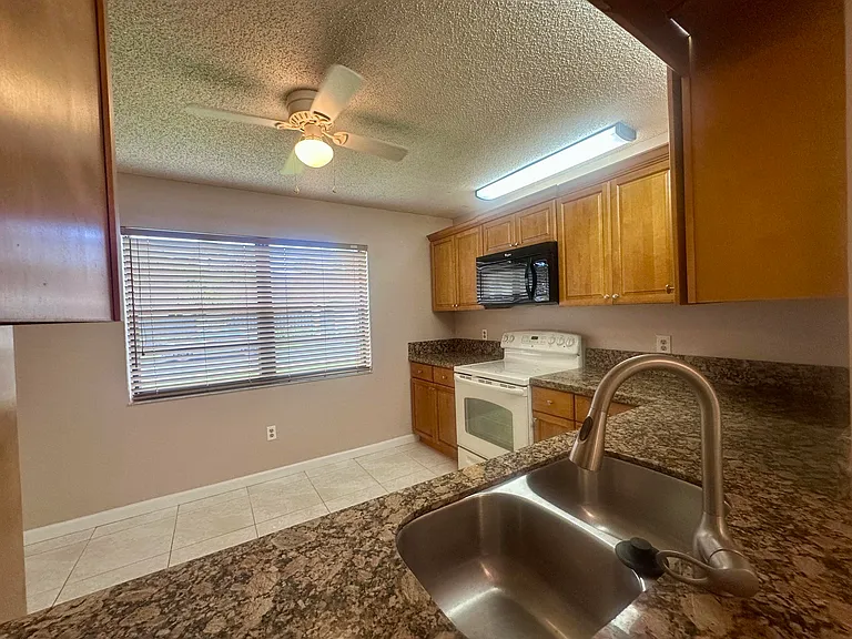 23343 SW 54th Way #A — Photo 8