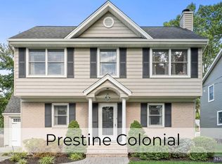 426 Mercer Ave, River Edge, NJ 07661