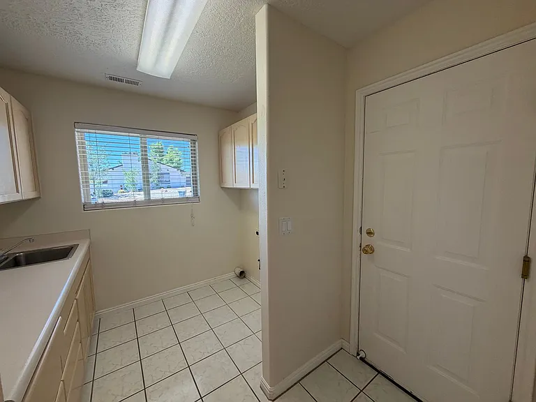 3182 S Bloomington Dr W — Photo 14