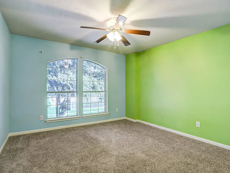 3808 Armand Dr — Photo 14