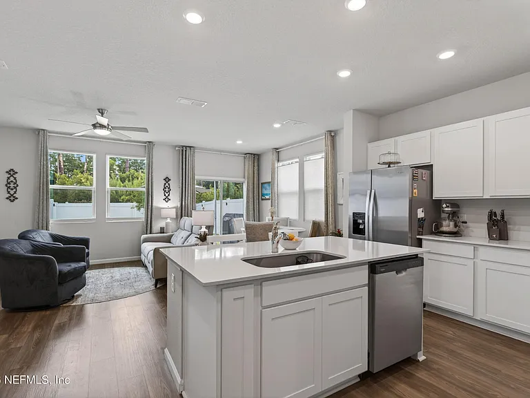 14532 Macadamia Ln — Photo 5