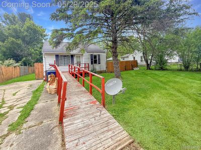 3131 Dakota Ave, Flint, MI, 48506