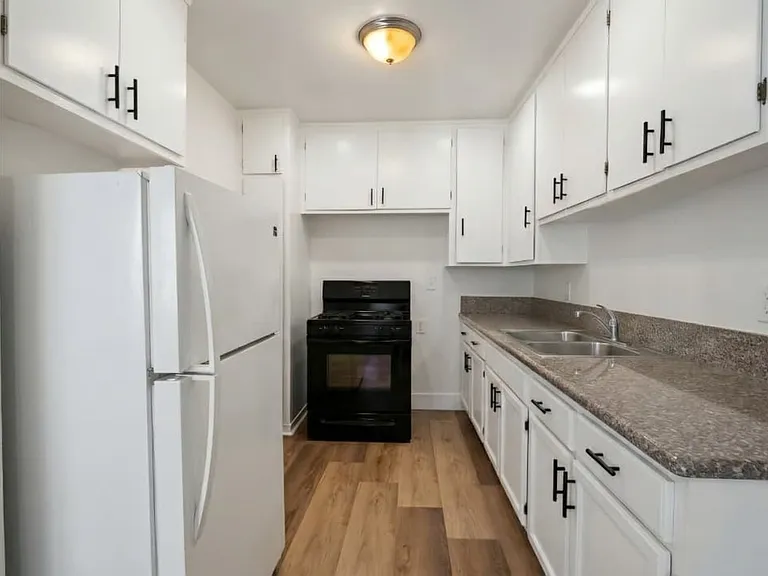 3838 Gibraltar Ave — Photo 6