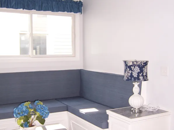 101 Orleans St APT 3, Boston, MA 02128