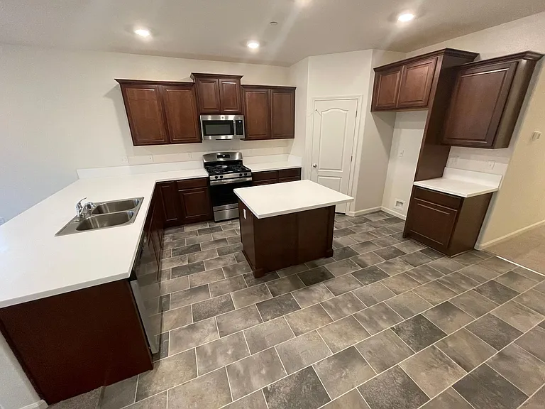 4256 Lasalle Dr — Photo 8