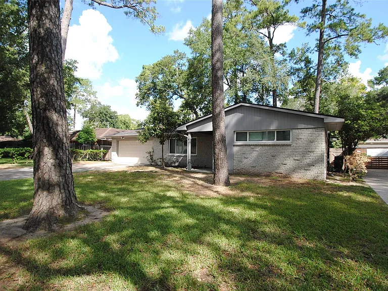 10034 Cedardale Dr — Photo 45