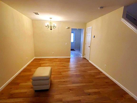 4th image of 5234 Elbetee Ln