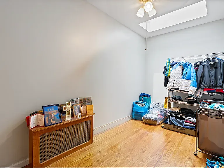 405 E 116th St #4 — Photo 9