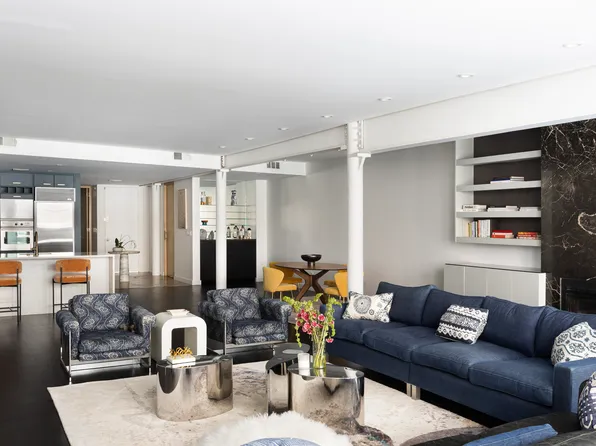 39 North Moore Street image 4 of 14