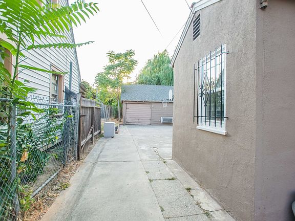 4th image of 4976 Siskiyou Ave