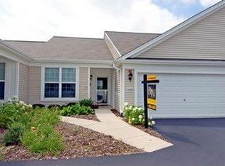 13326 Arboretum Ln, Huntley, IL 60142