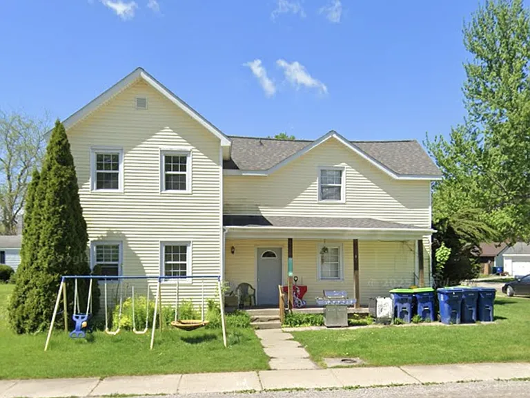710 Chesaning St #1 — Photo 2