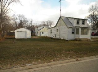 1413 N Oak Ave, Round Lake Beach, IL