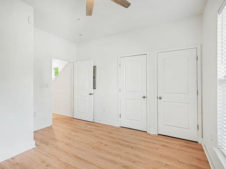1032 Skyline View Way — Photo 8