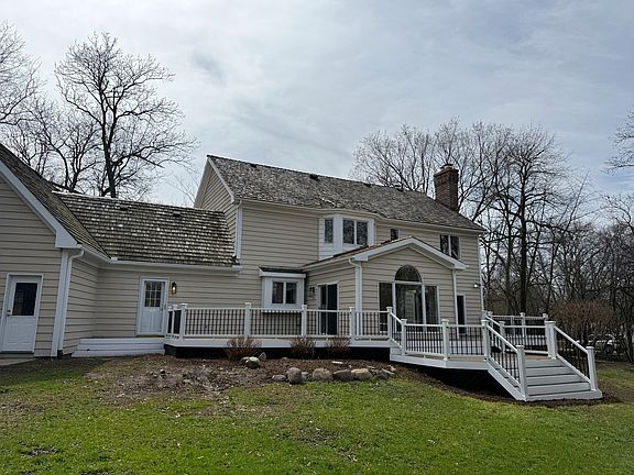 3rd image of 25138 N Pawnee Rd