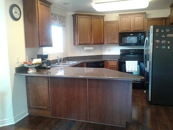 3rd image of 3842 S Clare Dr APT D6