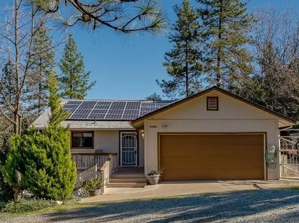 17801 Redberry Ln, Jackson, CA 95642